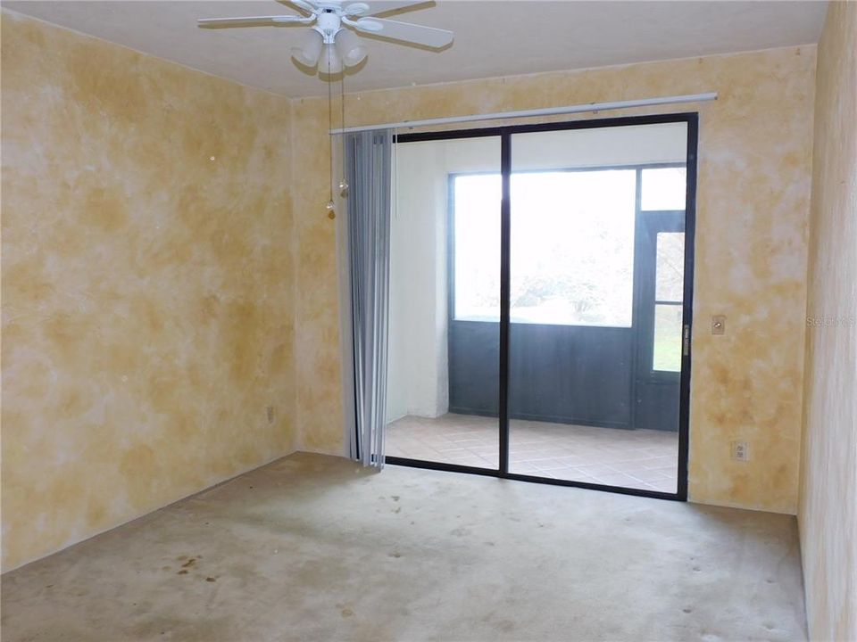 For Sale: $200,000 (2 beds, 2 baths, 1342 Square Feet)