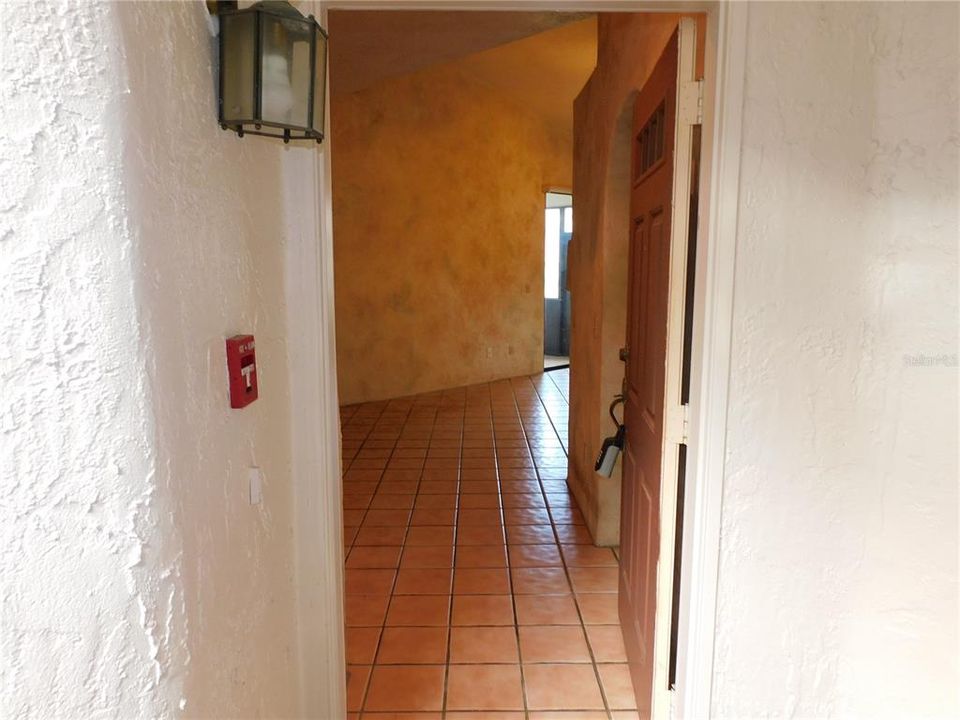 For Sale: $200,000 (2 beds, 2 baths, 1342 Square Feet)