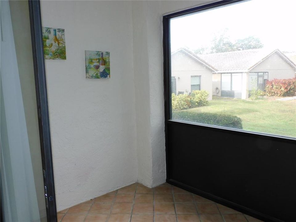 For Sale: $200,000 (2 beds, 2 baths, 1342 Square Feet)