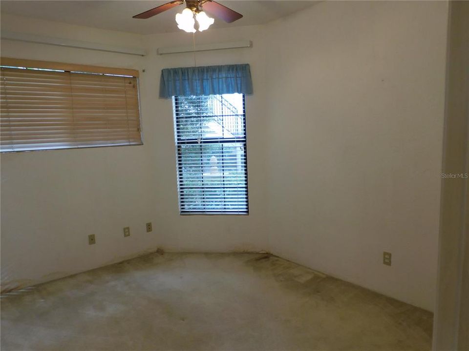 For Sale: $200,000 (2 beds, 2 baths, 1342 Square Feet)