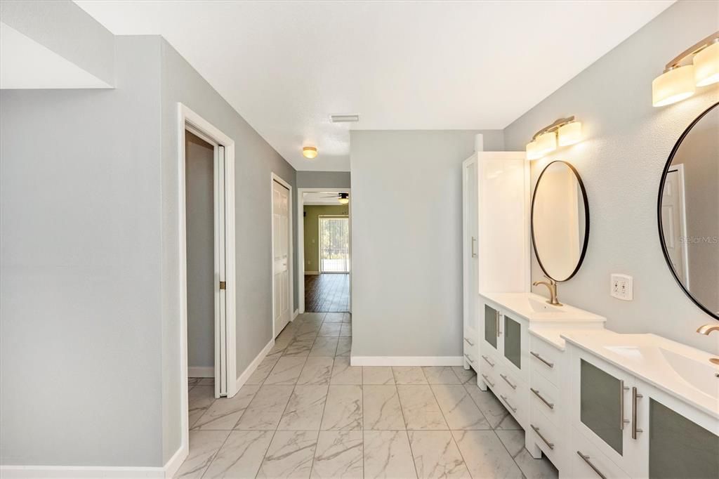 En Venta: $350,000 (3 camas, 2 baños, 2048 Pies cuadrados)