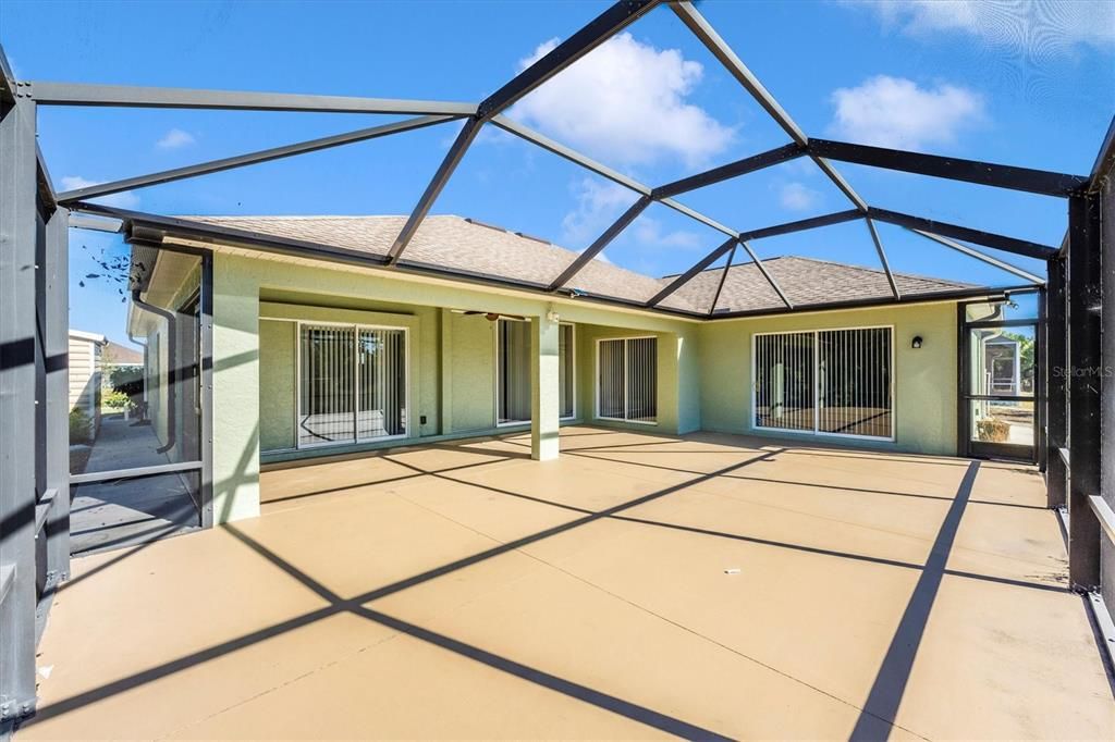 En Venta: $350,000 (3 camas, 2 baños, 2048 Pies cuadrados)