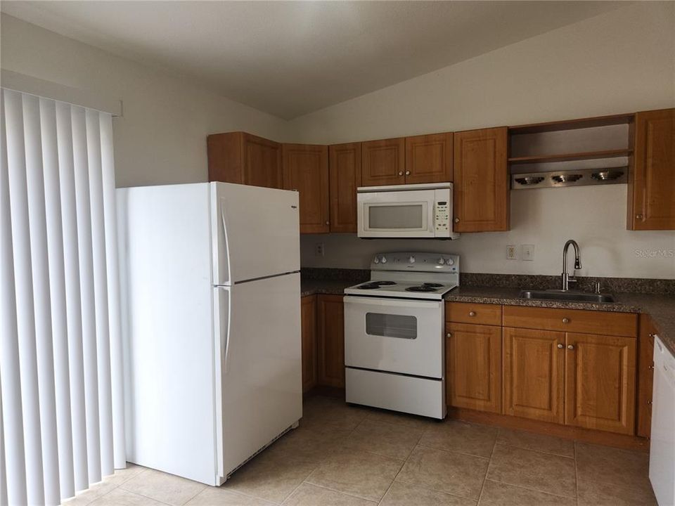 En Renta: $2,000 (3 camas, 2 baños, 1080 Pies cuadrados)