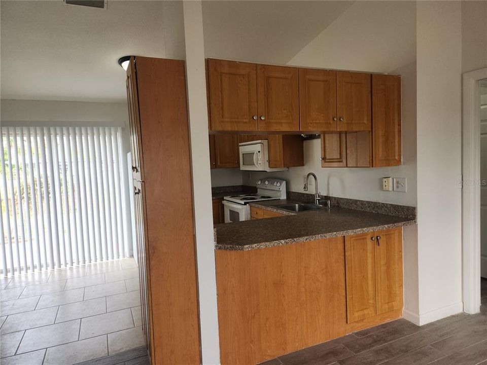 En Renta: $2,000 (3 camas, 2 baños, 1080 Pies cuadrados)