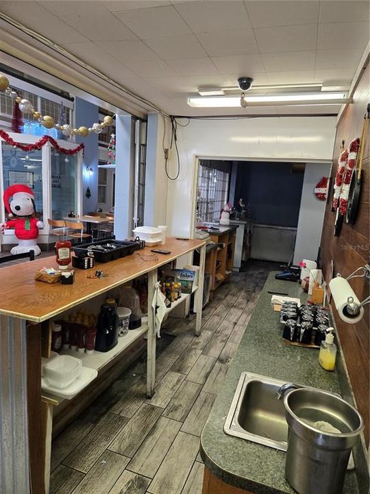 待售: $99,000 (0 贝兹, 0 浴室, 2000 平方英尺)