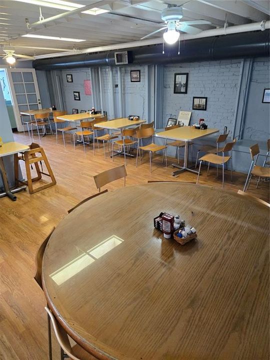 待售: $99,000 (0 贝兹, 0 浴室, 2000 平方英尺)