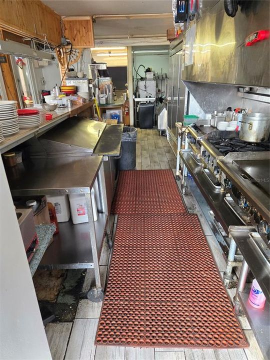 待售: $99,000 (0 贝兹, 0 浴室, 2000 平方英尺)