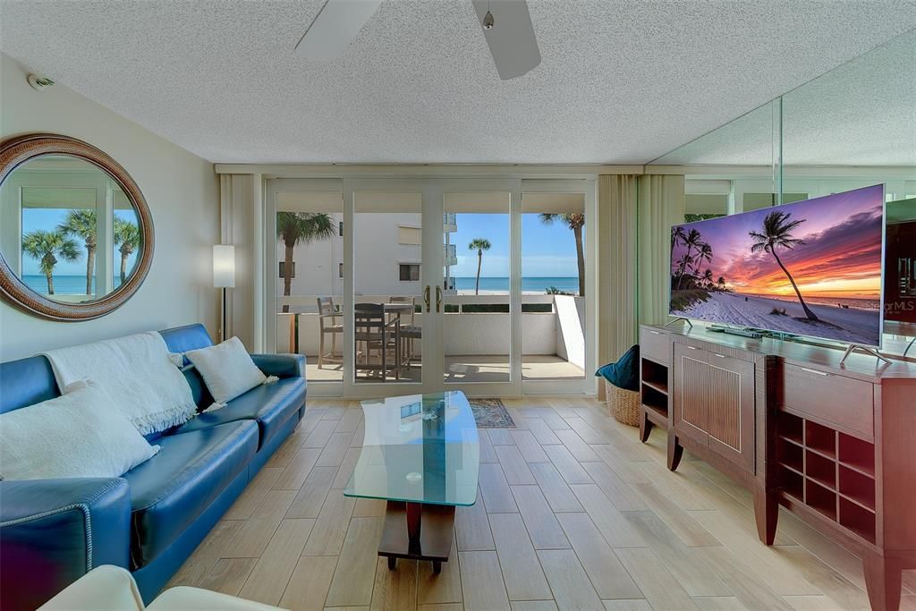 For Rent: $6,000 (2 beds, 2 baths, 1165 Square Feet)