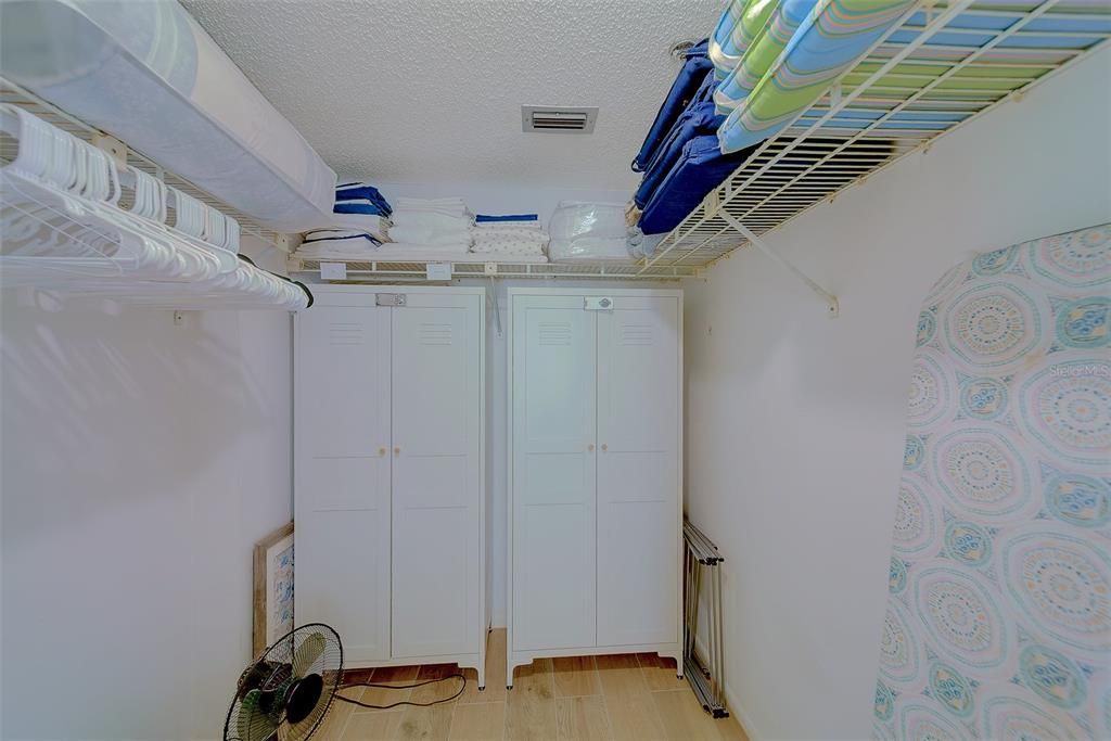 For Rent: $6,000 (2 beds, 2 baths, 1165 Square Feet)