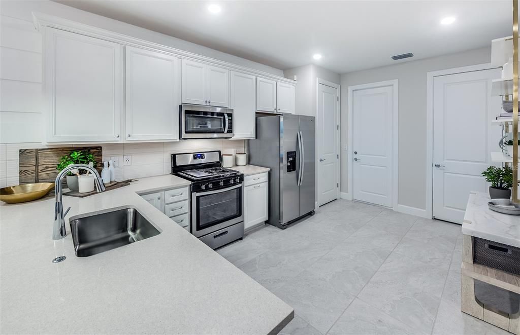 En Venta: $412,215 (2 camas, 2 baños, 1448 Pies cuadrados)