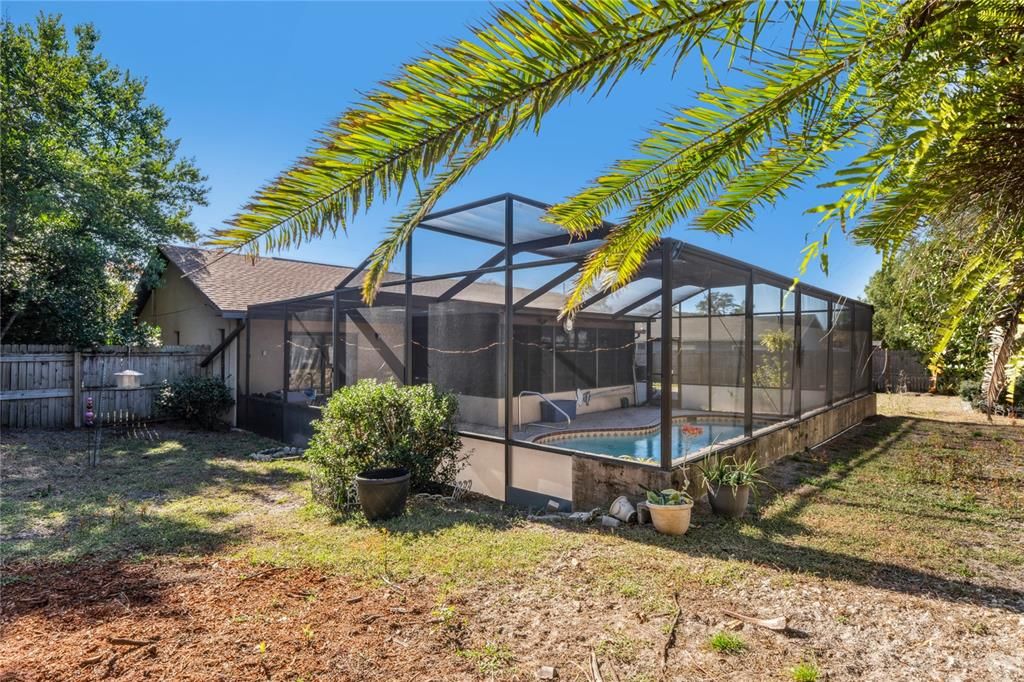 For Sale: $320,000 (2 beds, 2 baths, 1514 Square Feet)