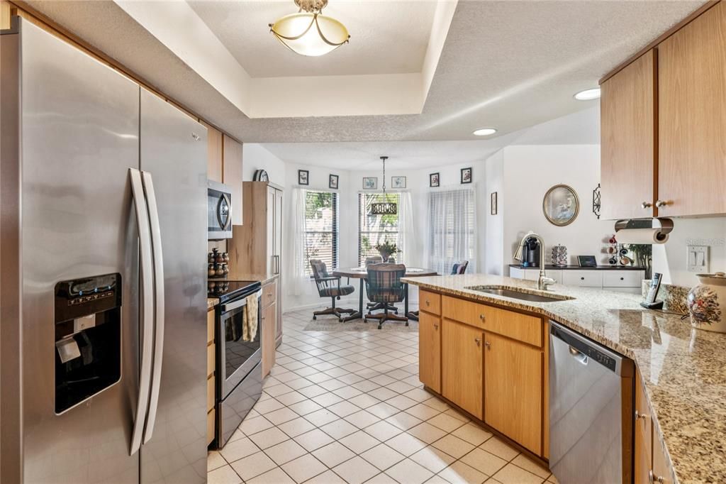 For Sale: $320,000 (2 beds, 2 baths, 1514 Square Feet)