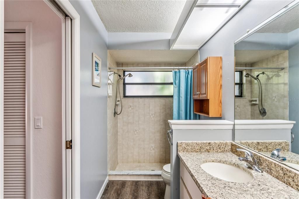 For Sale: $320,000 (2 beds, 2 baths, 1514 Square Feet)