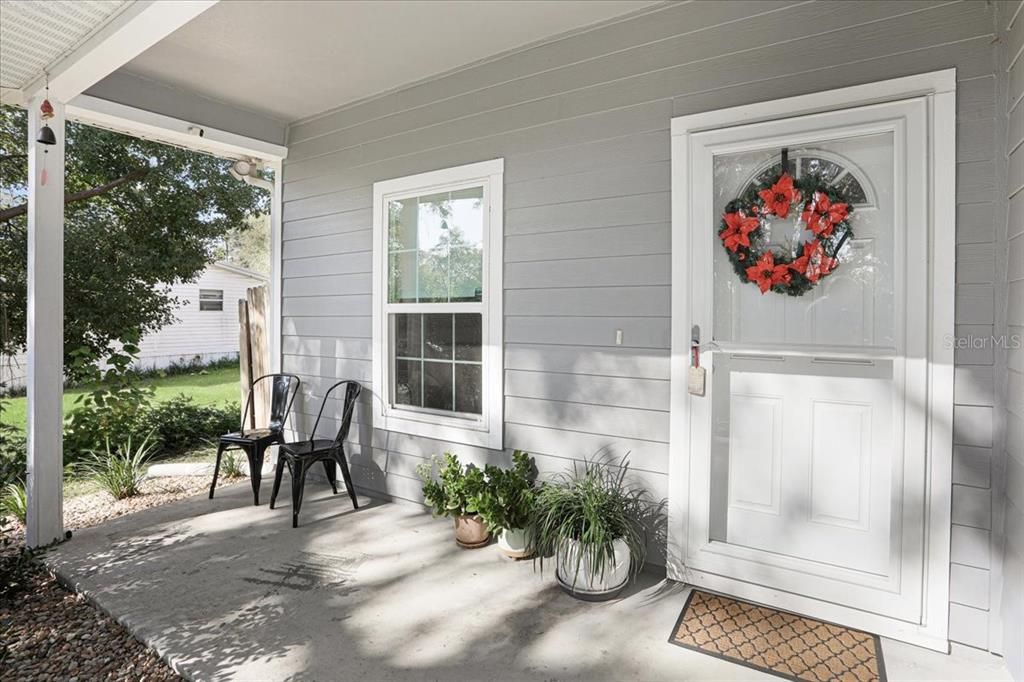 На продажу: $249,900 (3 спален, 2 ванн, 1330 Квадратных фут)