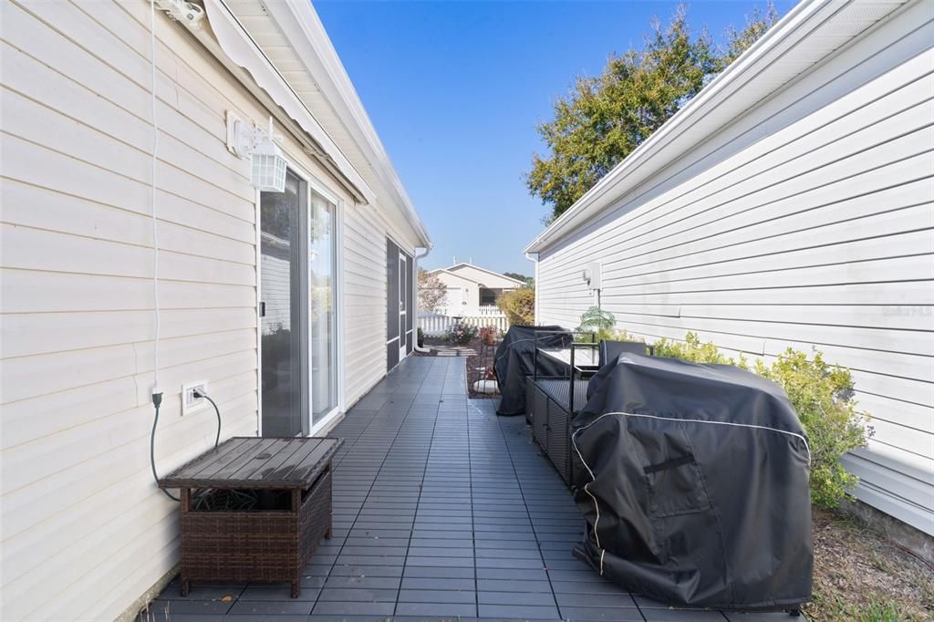 На продажу: $284,000 (1 спален, 1 ванн, 955 Квадратных фут)