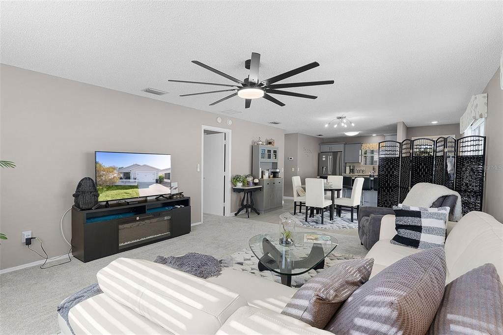 На продажу: $284,000 (1 спален, 1 ванн, 955 Квадратных фут)