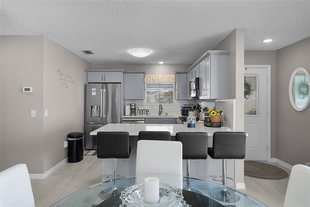 На продажу: $284,000 (1 спален, 1 ванн, 955 Квадратных фут)