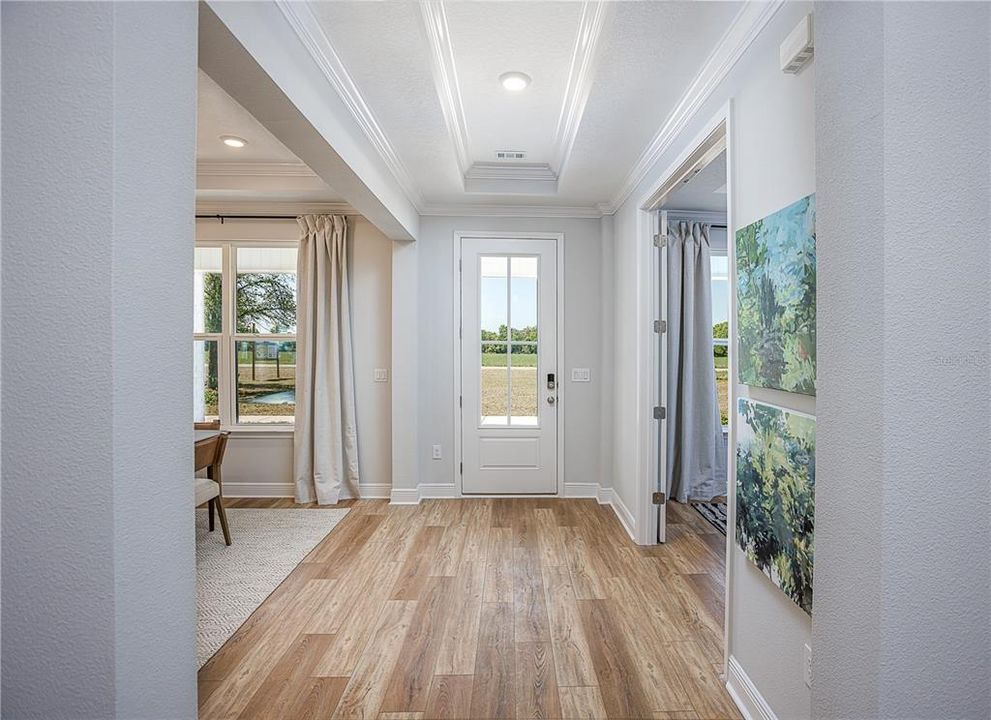 En Venta: $779,900 (3 camas, 4 baños, 3526 Pies cuadrados)