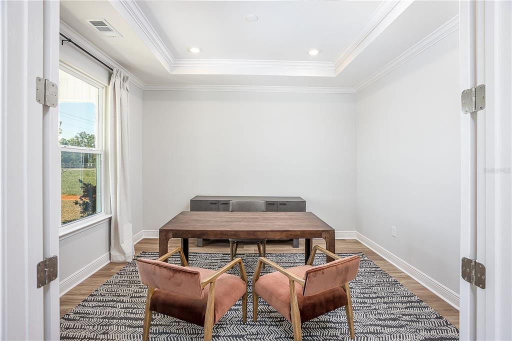 En Venta: $779,900 (3 camas, 4 baños, 3526 Pies cuadrados)