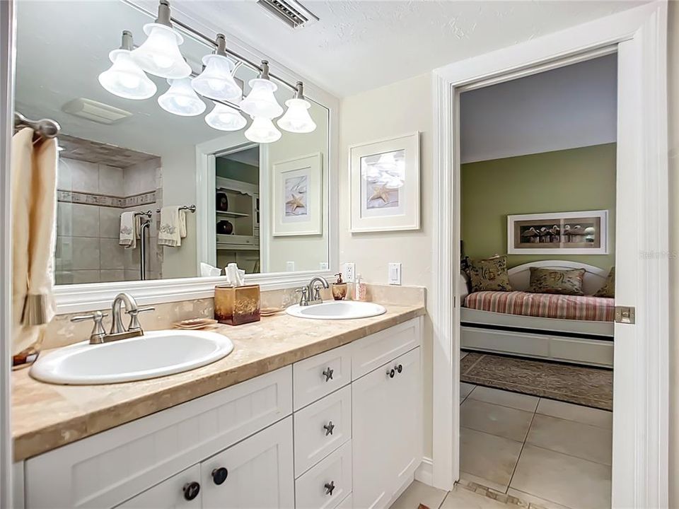 For Sale: $2,299,000 (3 beds, 2 baths, 1830 Square Feet)