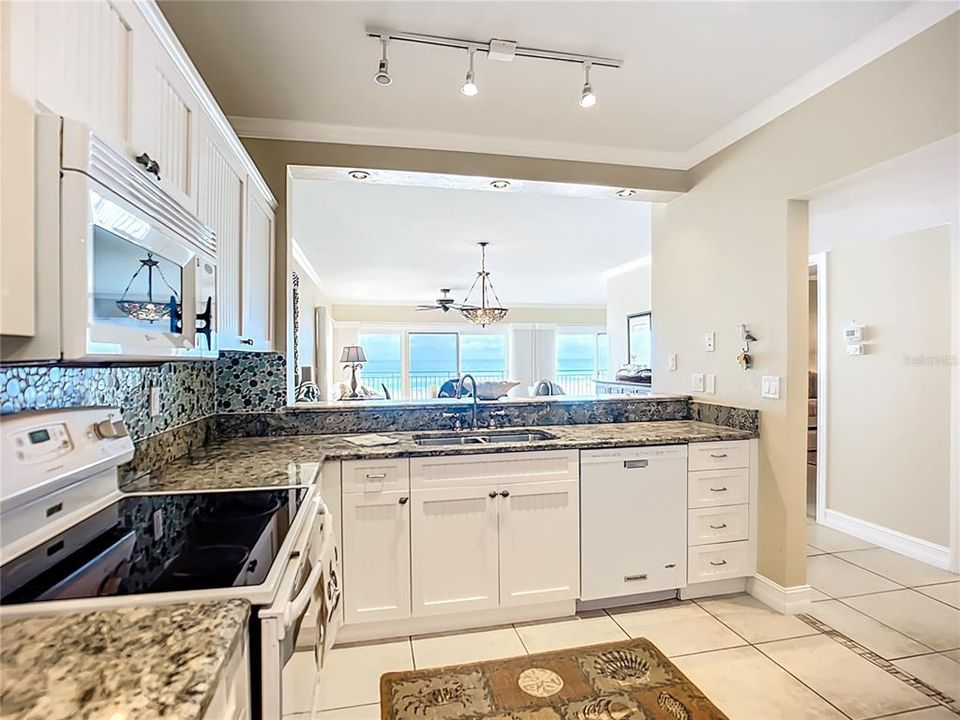 For Sale: $2,299,000 (3 beds, 2 baths, 1830 Square Feet)