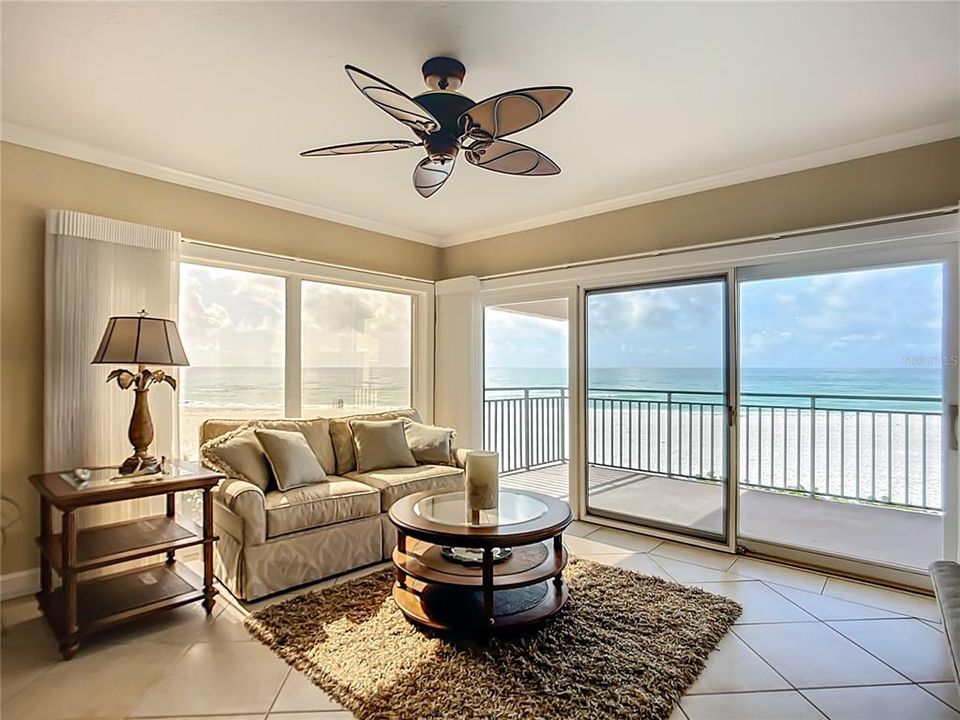 For Sale: $2,299,000 (3 beds, 2 baths, 1830 Square Feet)