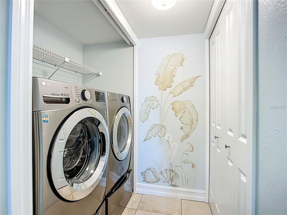 For Sale: $2,299,000 (3 beds, 2 baths, 1830 Square Feet)