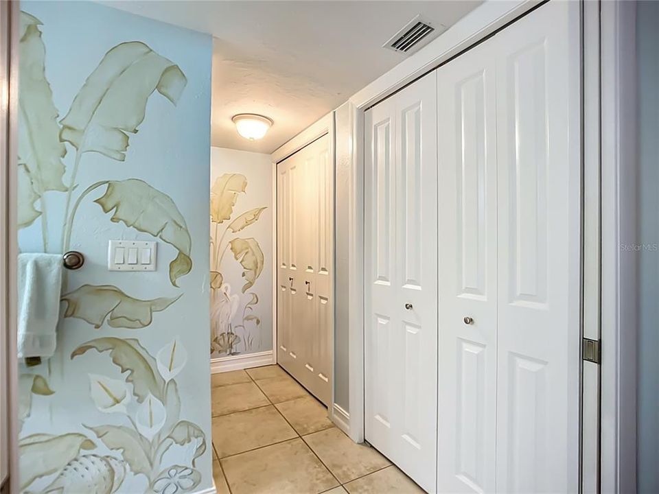 For Sale: $2,299,000 (3 beds, 2 baths, 1830 Square Feet)