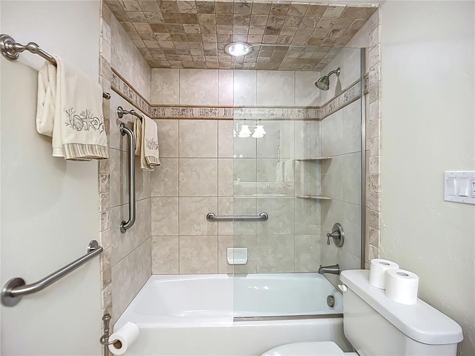 For Sale: $2,299,000 (3 beds, 2 baths, 1830 Square Feet)