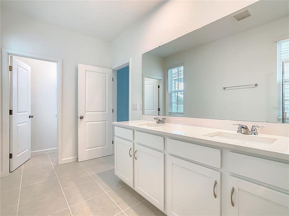 出租: $4,900 (3 贝兹, 2 浴室, 1794 平方英尺)