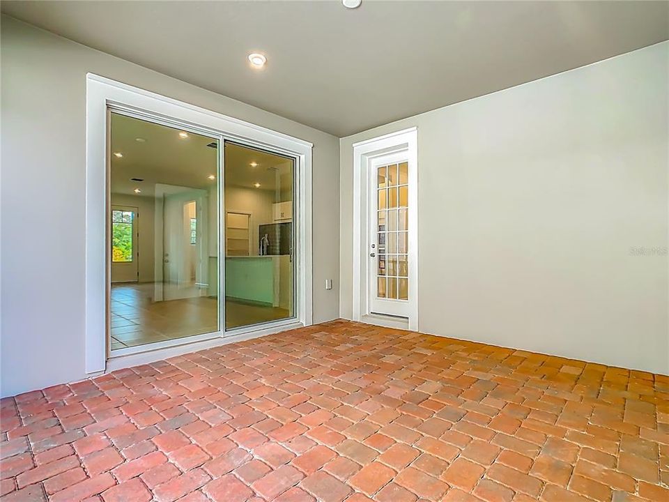 出租: $4,900 (3 贝兹, 2 浴室, 1794 平方英尺)