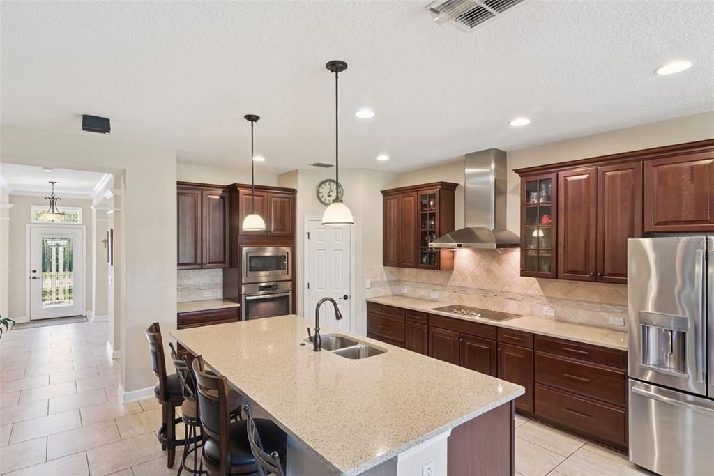 For Sale: $675,000 (4 beds, 4 baths, 3637 Square Feet)