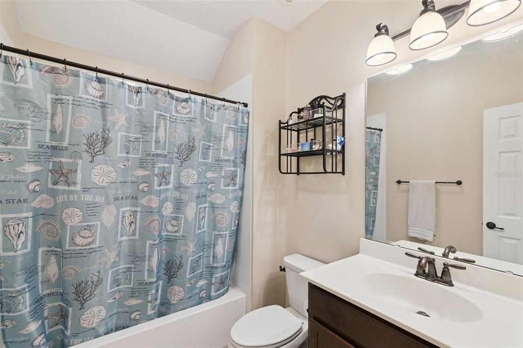 For Sale: $675,000 (4 beds, 4 baths, 3637 Square Feet)