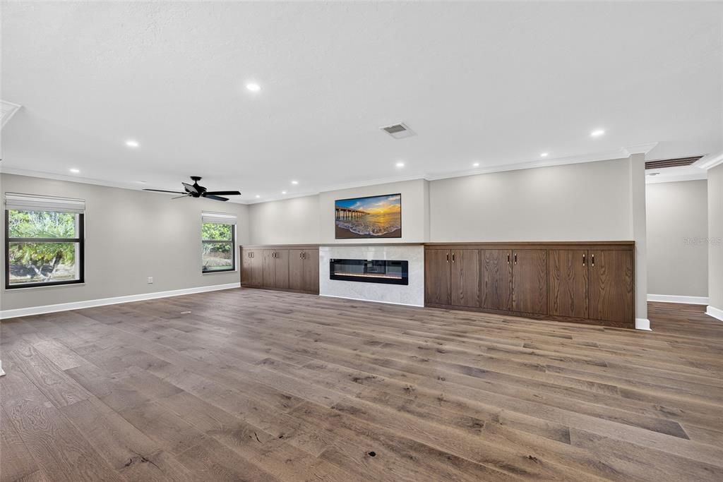 En Venta: $464,900 (3 camas, 2 baños, 1706 Pies cuadrados)