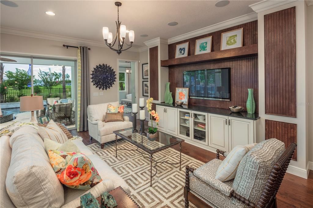 For Sale: $680,000 (3 beds, 2 baths, 2208 Square Feet)