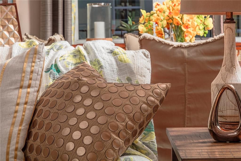 For Sale: $680,000 (3 beds, 2 baths, 2208 Square Feet)