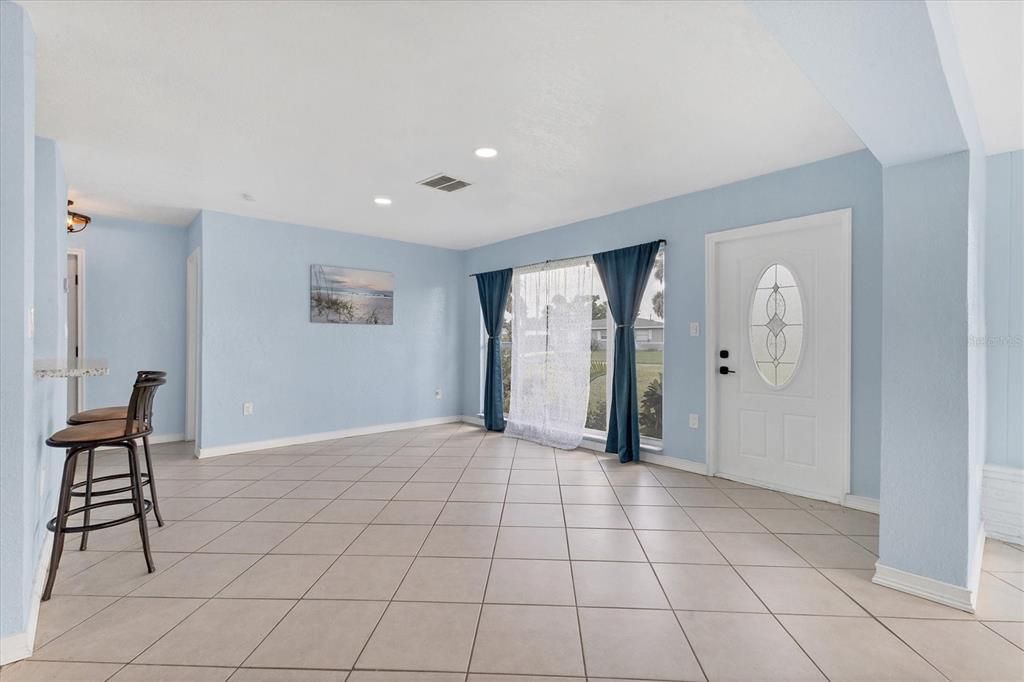 En Venta: $339,000 (3 camas, 2 baños, 1332 Pies cuadrados)