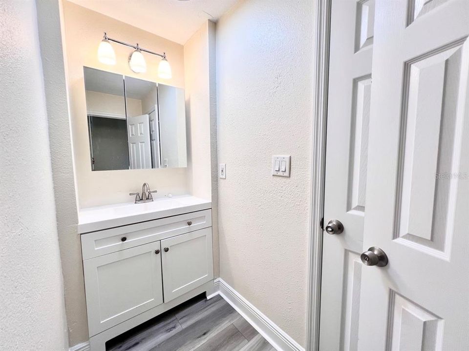 En Venta: $315,000 (4 camas, 0 baños, 1418 Pies cuadrados)