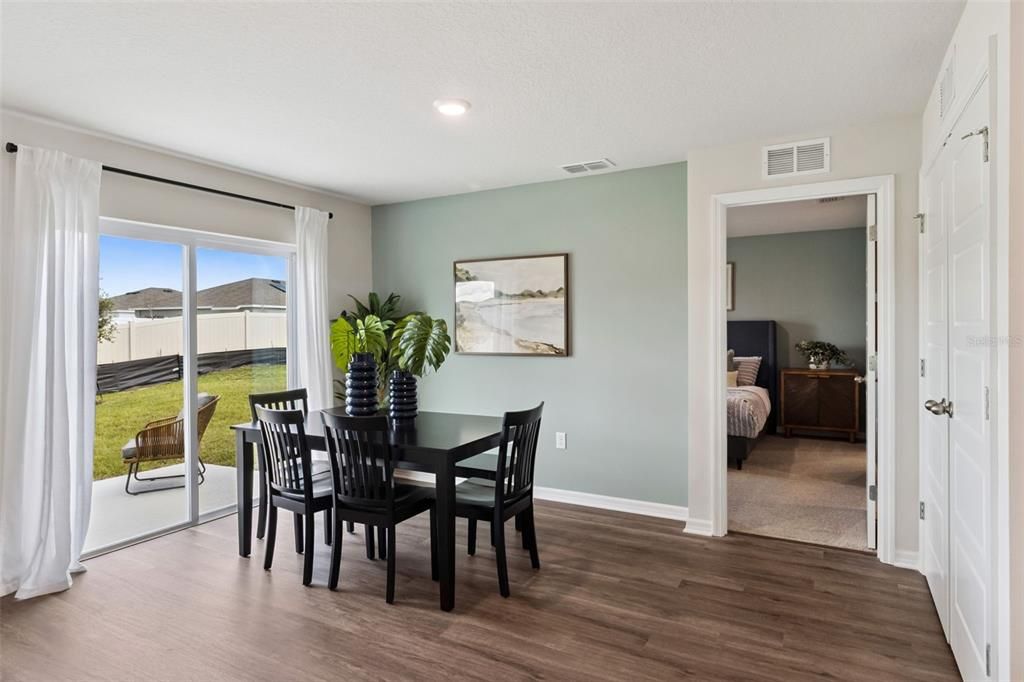 For Sale: $311,990 (3 beds, 2 baths, 1328 Square Feet)