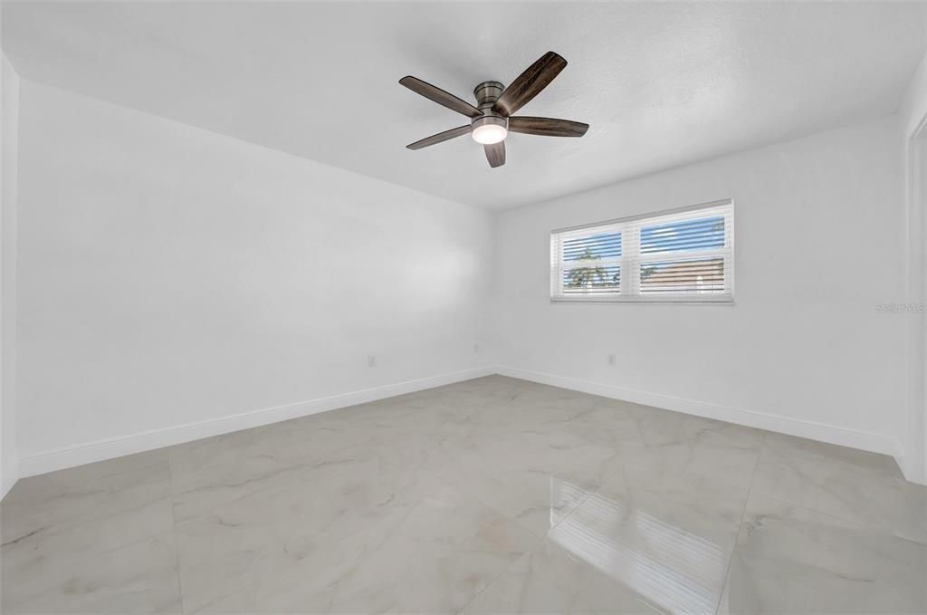 En Venta: $624,999 (3 camas, 3 baños, 1695 Pies cuadrados)