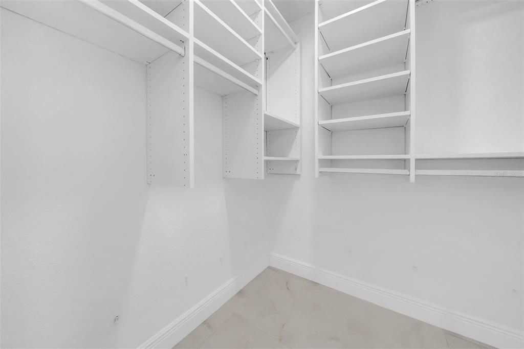 En Venta: $624,999 (3 camas, 3 baños, 1695 Pies cuadrados)