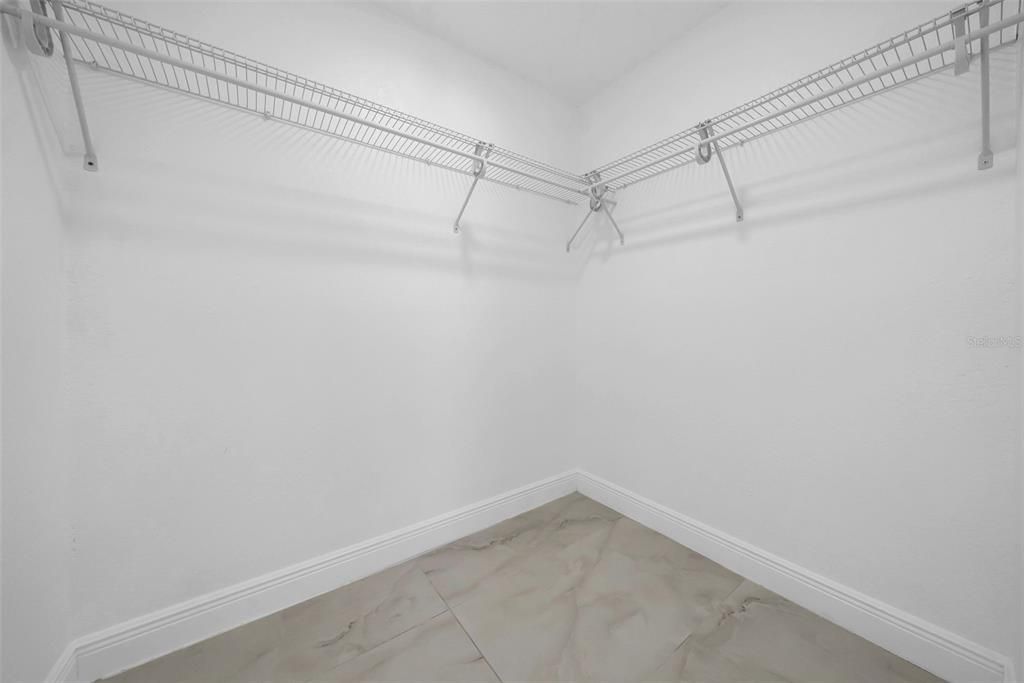 En Venta: $624,999 (3 camas, 3 baños, 1695 Pies cuadrados)