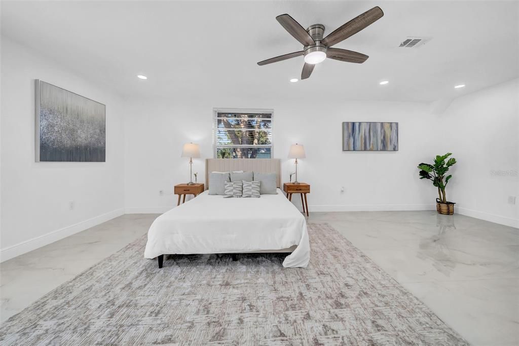 En Venta: $624,999 (3 camas, 3 baños, 1695 Pies cuadrados)