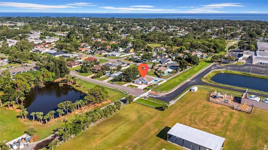 En Venta: $624,999 (3 camas, 3 baños, 1695 Pies cuadrados)