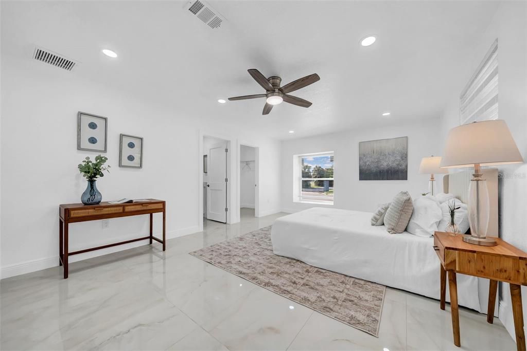 En Venta: $624,999 (3 camas, 3 baños, 1695 Pies cuadrados)