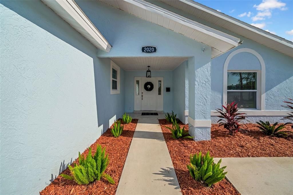 En Venta: $624,999 (3 camas, 3 baños, 1695 Pies cuadrados)