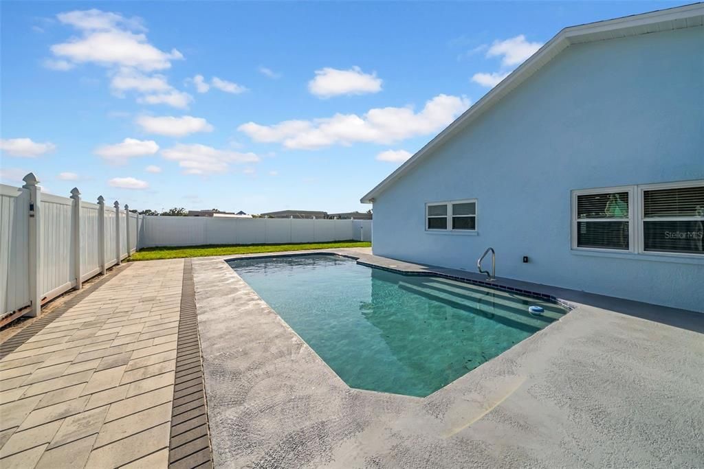 En Venta: $624,999 (3 camas, 3 baños, 1695 Pies cuadrados)