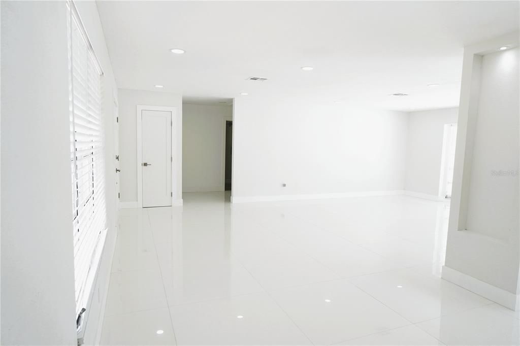 For Rent: $3,700 (3 beds, 2 baths, 2031 Square Feet)