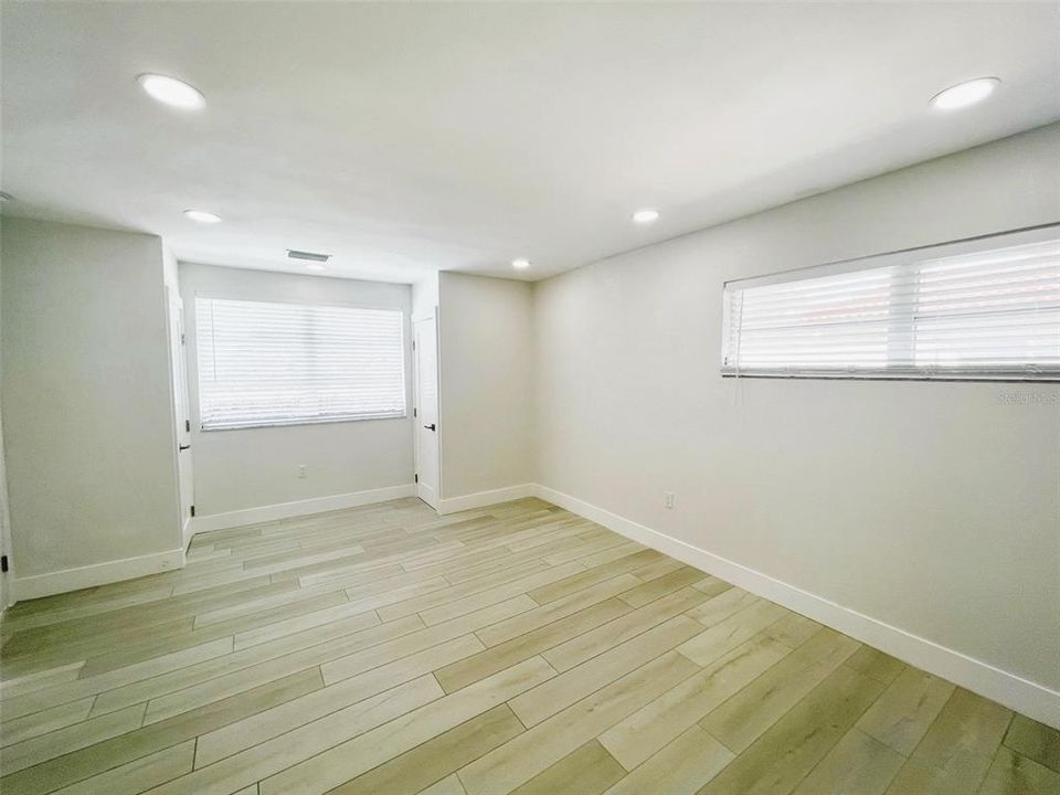 For Rent: $3,700 (3 beds, 2 baths, 2031 Square Feet)