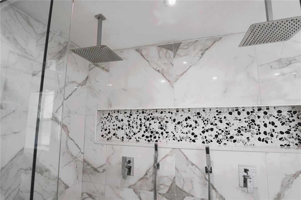 For Rent: $3,700 (3 beds, 2 baths, 2031 Square Feet)